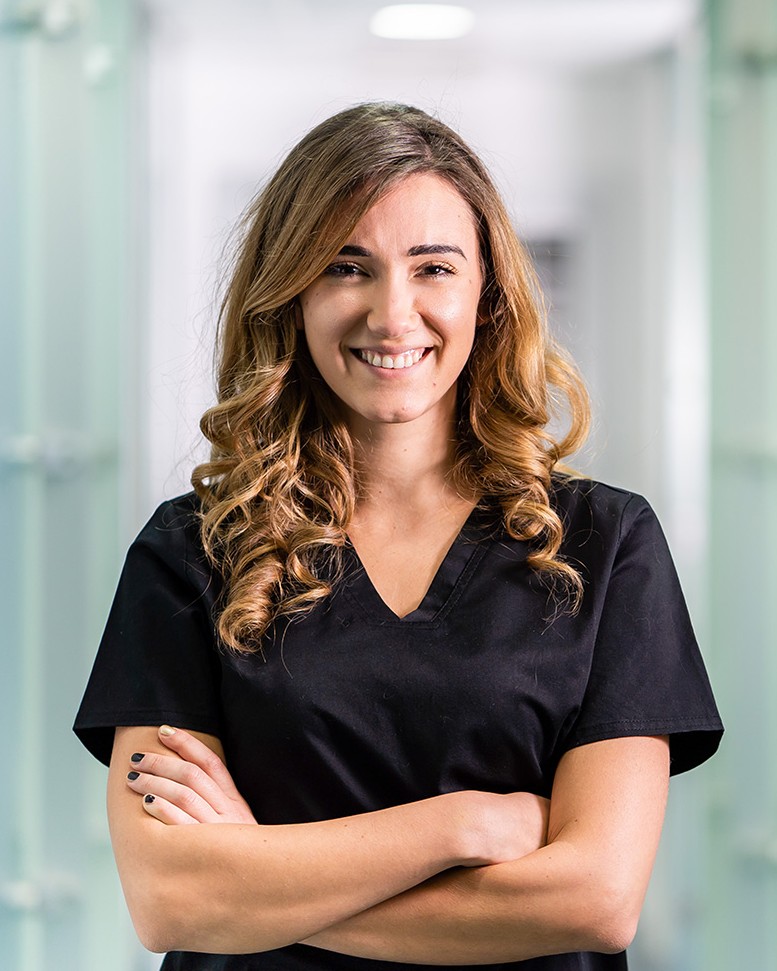 Dott.ssa Eleonora Lazzarini La Dott.ssa Eleonora Lazzarini, medico veterinario dell'Ospedale Veterinario San Francesco di Milano