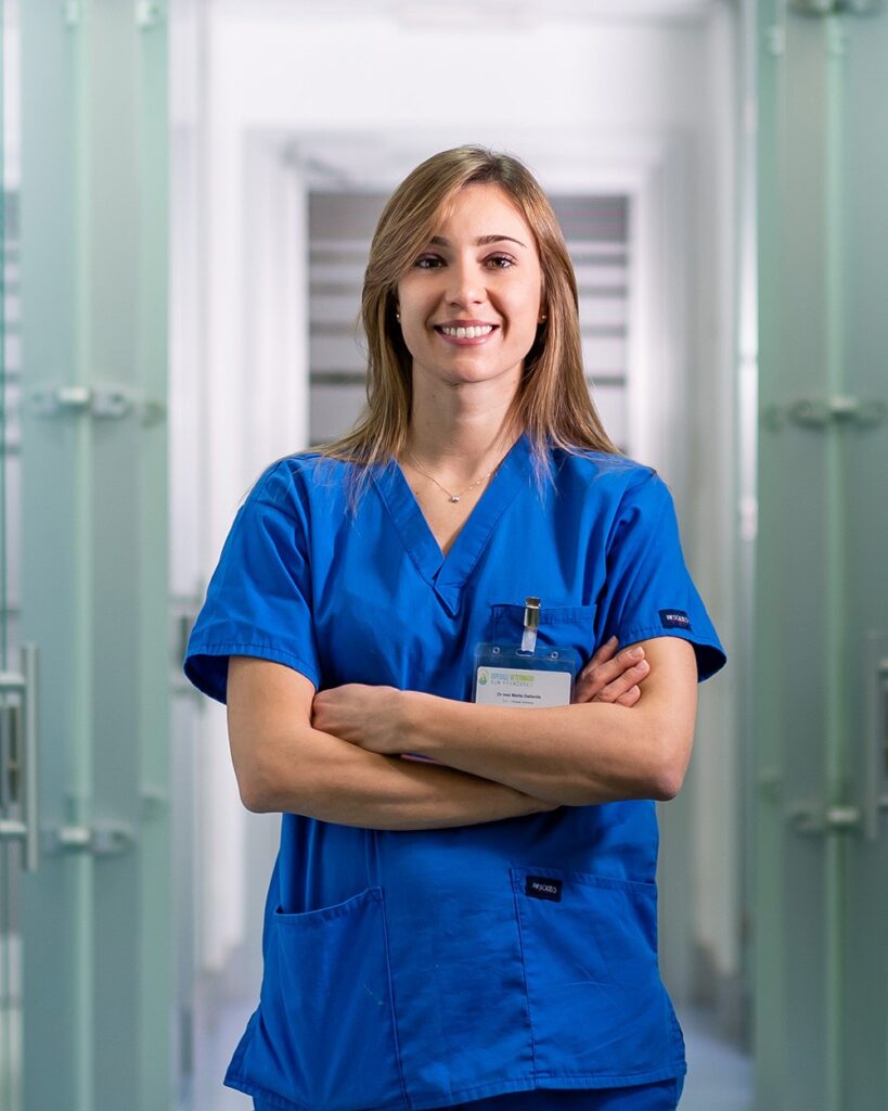 Dott.ssa Marta Dallarda La Dott.ssa Marta Dallarda, medico veterinario dell'Ospedale Veterinario San Francesco di Milano